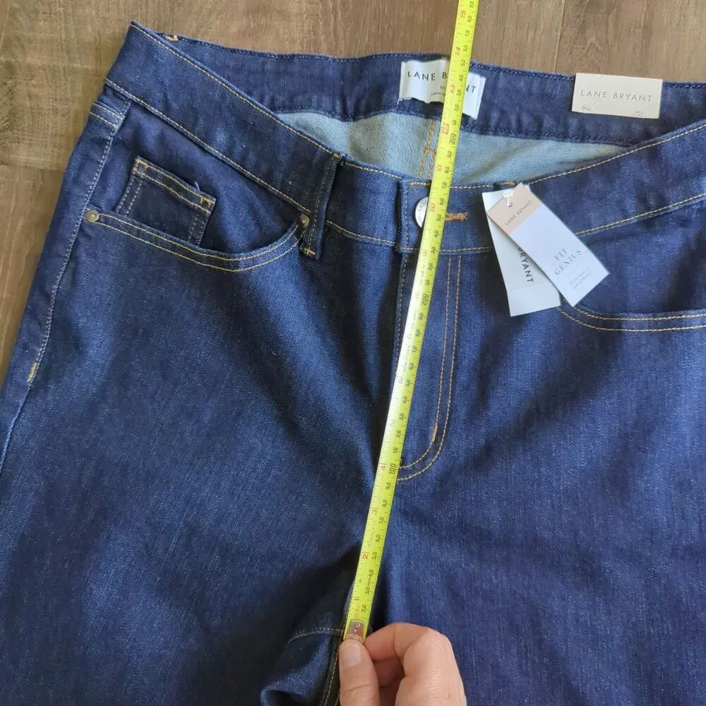 Lane Bryant NWT Dark Wash Mid Rise Cropped Flare Jeans Size 16 Magic Waistband
